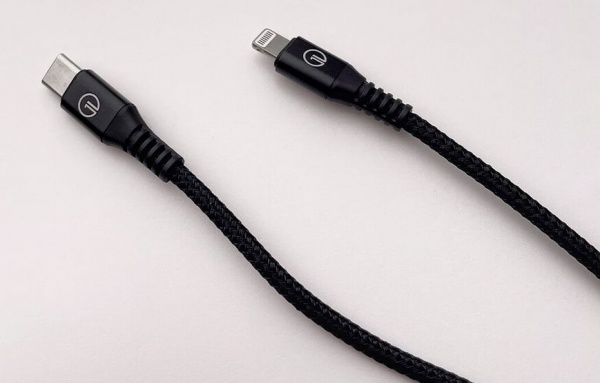 Кабель OneLounge 1,2 м чорний (14123) 