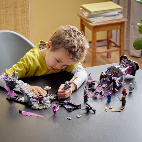 Конструктор LEGO NINJAGO Храм Кришталевого короля 71771