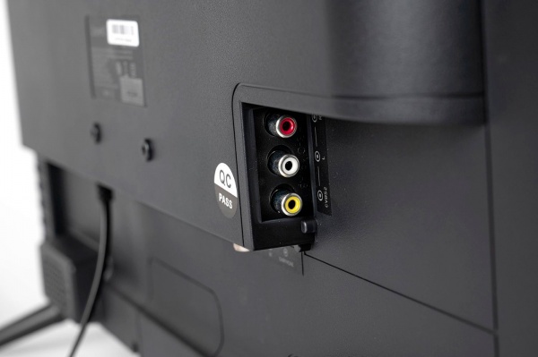 Телевізор OzoneHD 24FN22T2