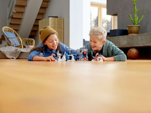 Конструктор LEGO Star Wars Боевые действия: Защита базы «Эхо» 75241