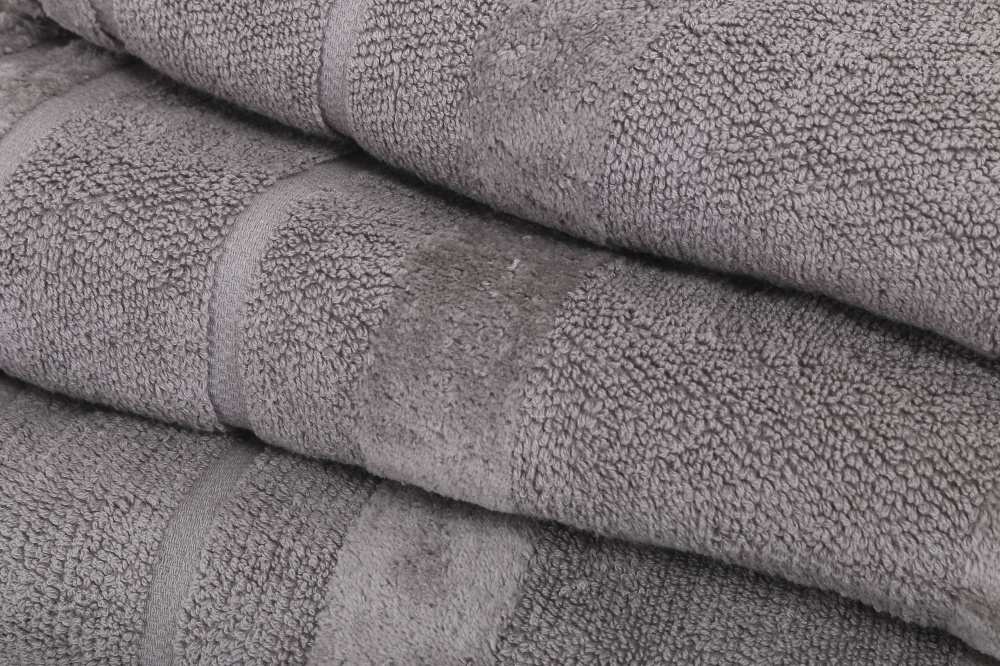 Рушник махровий Tabby 70x140 см світло-сірий La Nuit