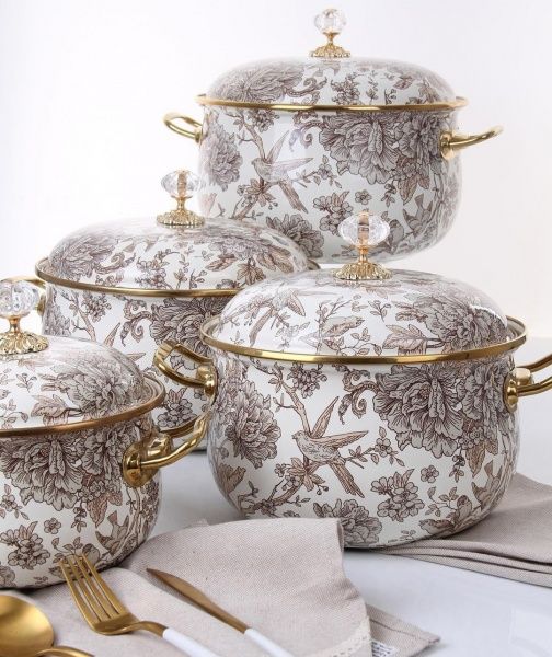 Каструля з кришкою 4,8 л емаль Пташка 763-012 Elmani