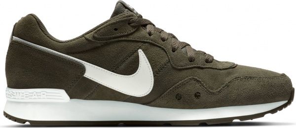 Кроссовки Nike Nike Venture Runner Suede CQ4557-300 р.US 9 зеленый