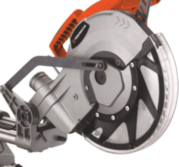 Пила торцовочная Tekhmann TMS-2425