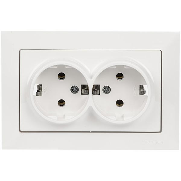 Розетка Mutlusan Candela подвійна з заземленням біла