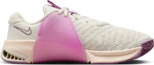 Кросівки Nike NIKE METCON 9 DZ2537-100 р.37,5 бежевий