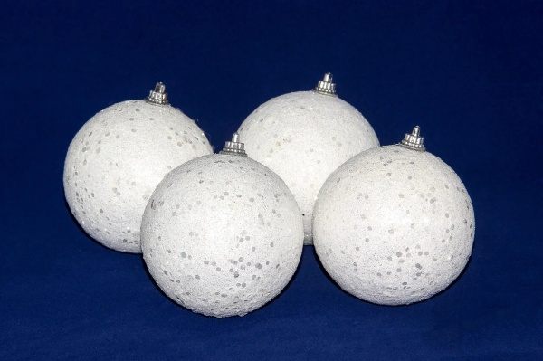 Набор елочных игрушек Пенопластовые шары 200084 d80 мм 4 шт./уп. 