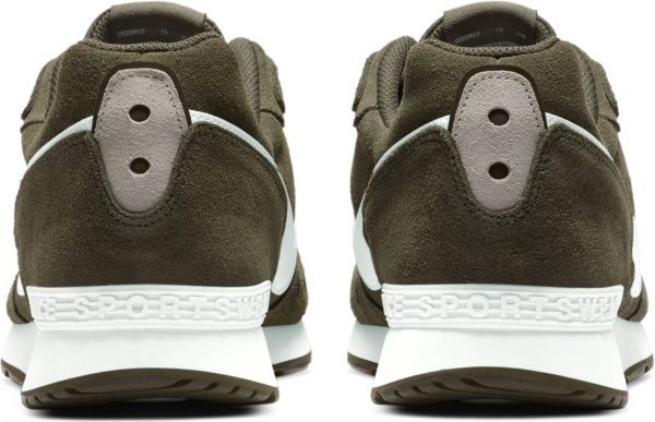 Кроссовки Nike Nike Venture Runner Suede CQ4557-300 р.10,5 зеленый