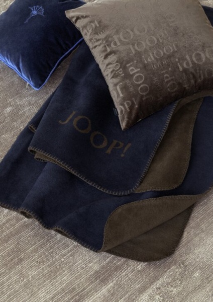 Плед UDF Marine-Karamell 150x200 см темно-синий/карамель Joop! 