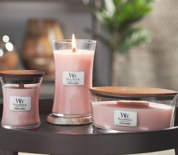Свеча ароматическая Woodwick Medium Coastal Sunset 275 г 