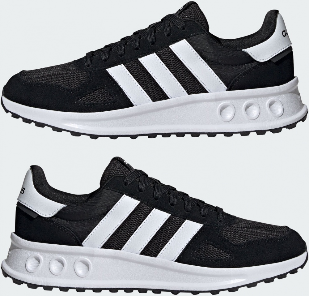 Кросівки чоловічі Adidas RUN 84 CBLACK/FTWWHT/CARBON IH8613 р.43 1/3 чорні