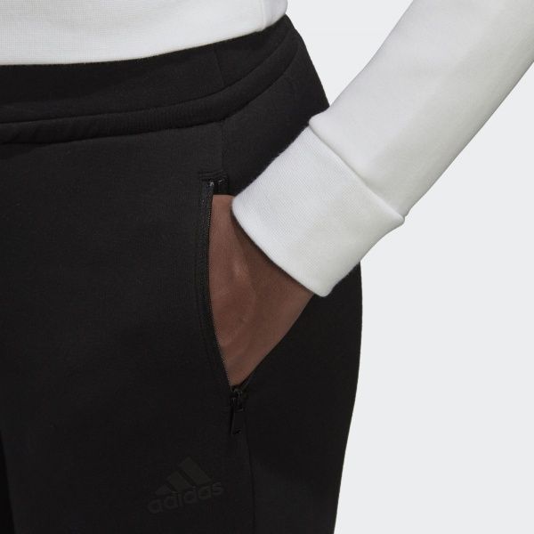 Брюки Adidas W VER PANT FI4762 р. L черный