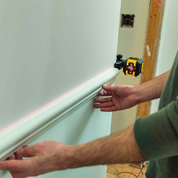 Уровень лазерный Stanley CUBIX® Red Beam Cross Line STHT77498-1