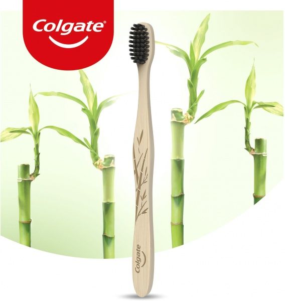 Зубна щітка Colgate бамбук/деревне вугілля чорна м'яка 1 шт.