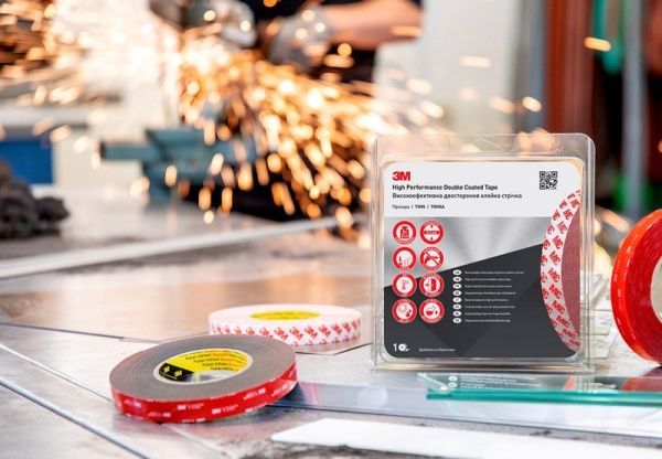 Монтажная двусторонняя лента 3M на ПЭТ-основе 12 мм х 10 м толщина 0,205 мм
