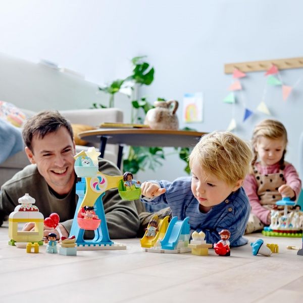 Конструктор LEGO DUPLO Парк розваг 10956