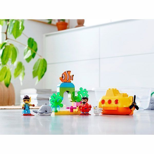 Конструктор LEGO Duplo Пригоди на підводному човні 10910