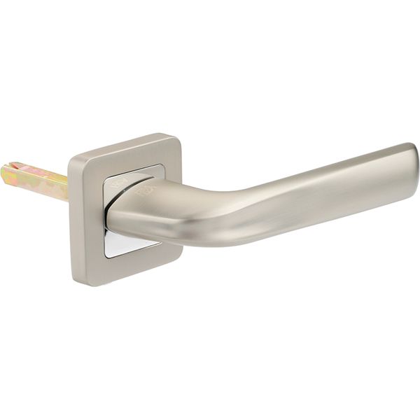 Ручка на розетке  RDA Lotus хром