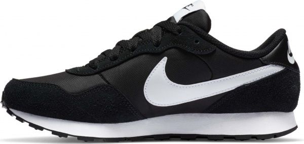 Кроссовки Nike MD Valiant CN8558-002 р.US 6Y черный