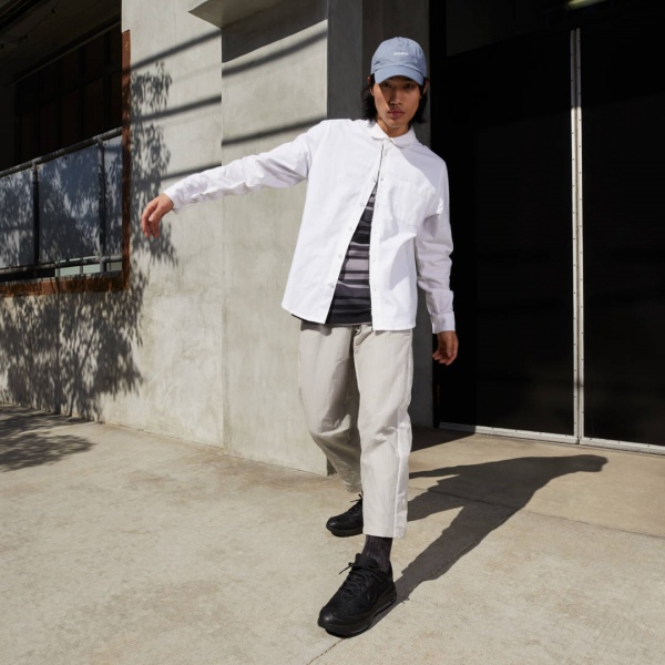 Кросівки Nike AIR MAX AP CU4826-001 р.45,5 чорний