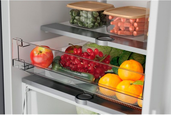 Встраиваемый холодильник Hotpoint Ariston HAC20 T321