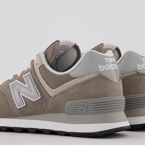 Кросівки New Balance WL574EVG р.US 6,5 сірий