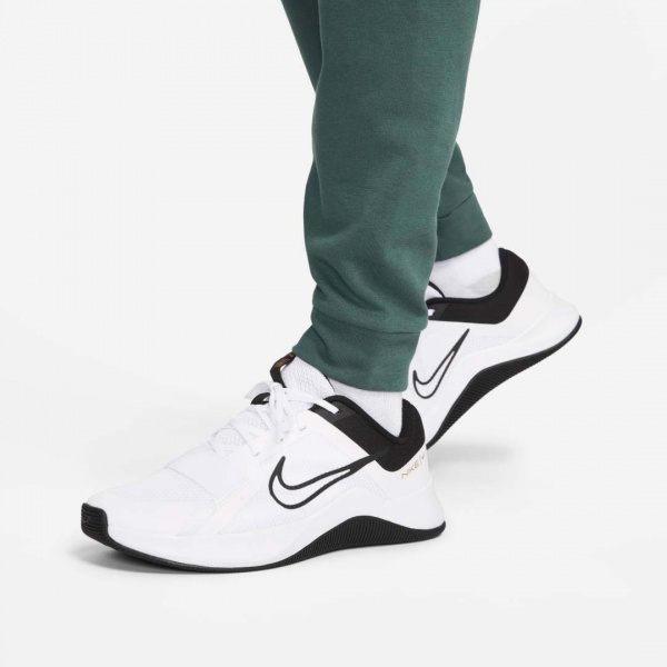 Брюки Nike DF PNT TAPER FA SWSH CU6775-309 р. 2XL зеленый