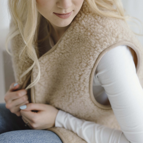 Жилет Flokati Pearl р. M/L бежевий