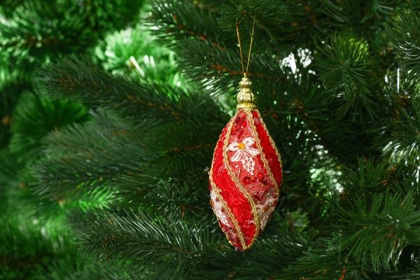 Ялинкова іграшка Роксолана червона 12 см 
