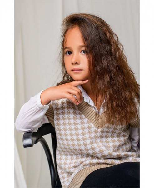 Жилет для девочки ART KNIT Лапки р.164170 бежевый 