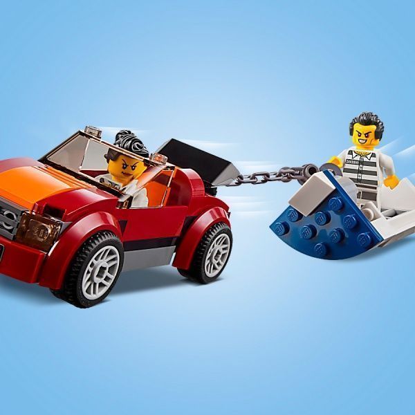 Конструктор LEGO City Воздушная полиция: авиабаза 60210