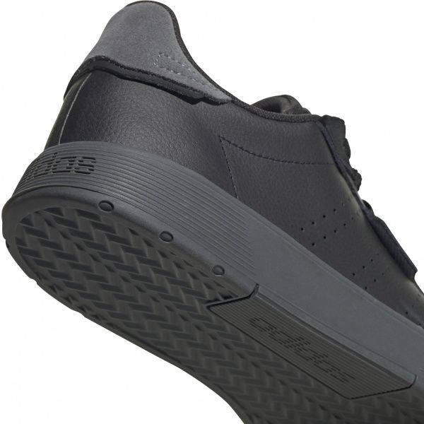 Кроссовки Adidas COURTPHASE FY9661 р.UK 10 черный