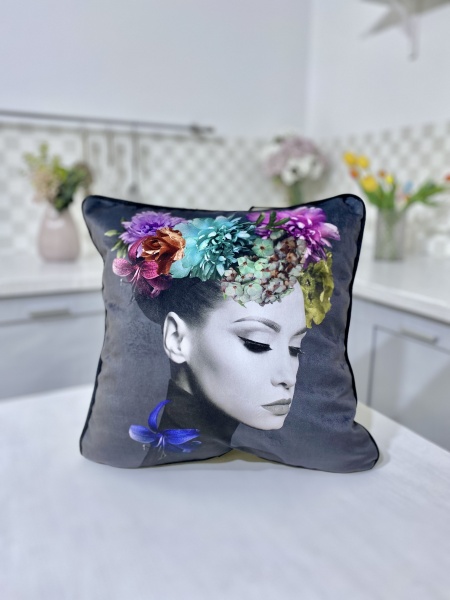 Подушка декоративная Pretty girl-43 43x43 см разноцветный Limaso 