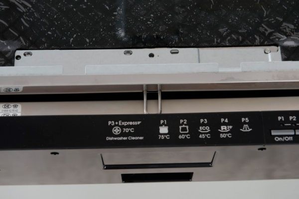 Встраиваемая посудомоечная машина Candy CDI 1L38/T