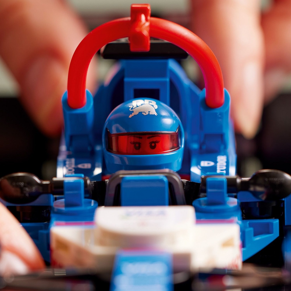 Конструктор LEGO Speed Champions Автомобиль для гонки F1® Visa Cash RB VCARB 01 77246