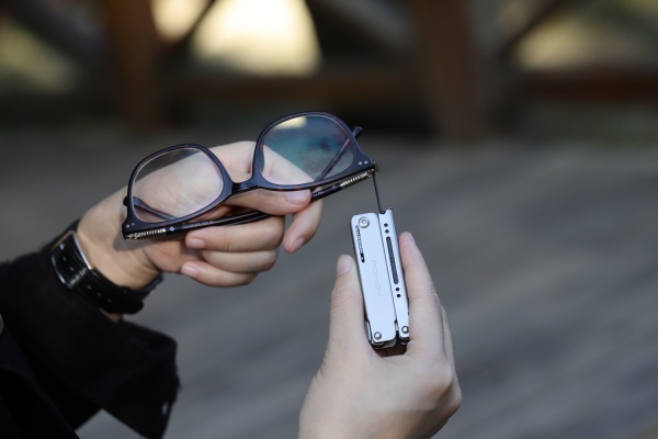 Мультитул Roxon со сменными битами, серый M3