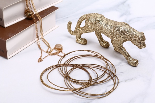 Статуэтка пантера gold 14х3х5см HOFF