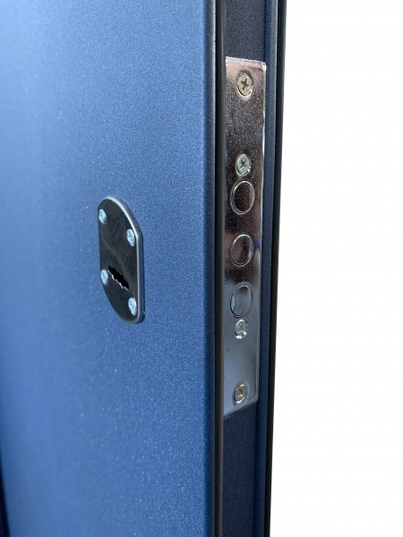 Дверь входная Министерство дверей КУ-Бергамо антрацит 2050x860 мм правая