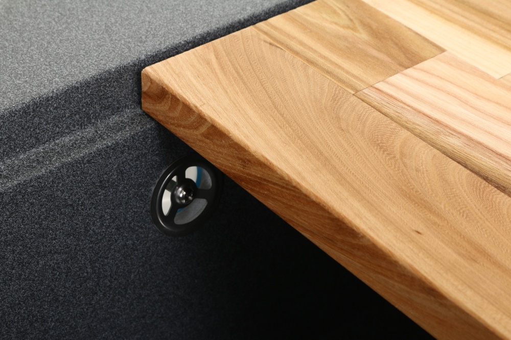 Мойка ScandiSPA из кварцевого песка Delta grafit GMD620gD + деревянная дощечка