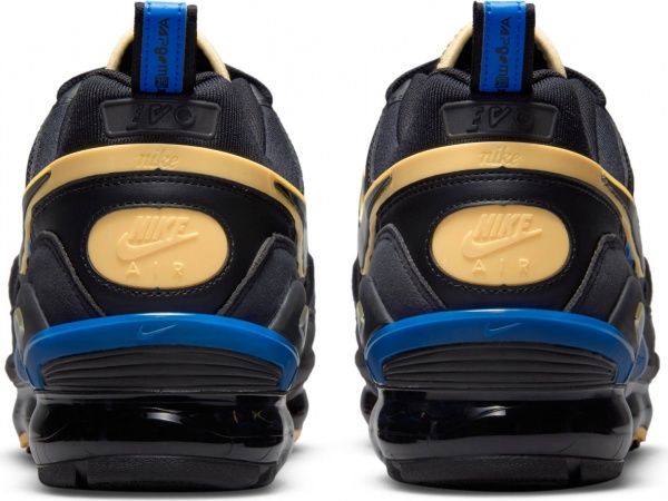 Кроссовки Nike AIR VAPORMAX EVO CZ1924-001 р.US 9 черный