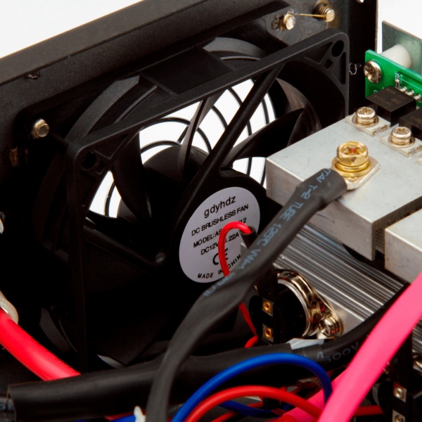 Джерело безперебійного живлення (ДБЖ) LogicPower 4142