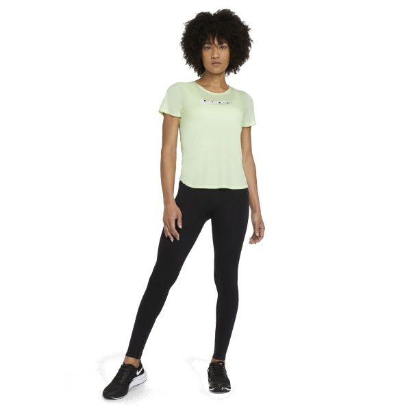 Футболка Nike W NK SWOOSH RUN TOP SS CZ9278-701 р.XL м'ятний
