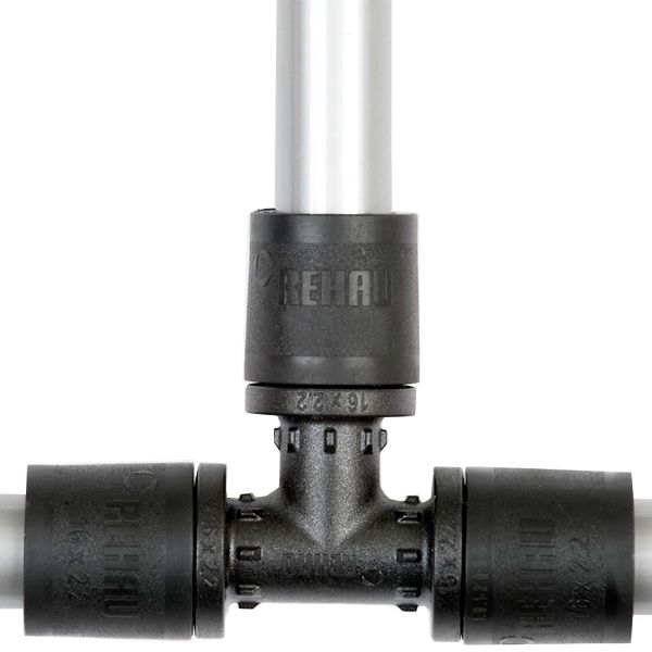 Гильза для труб REHAU RAUTITAN 20 мм