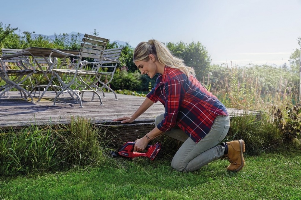 Ножницы для травы и кустов Einhell GE-CG 18/100 Li + 18V 2.5 Ah PXC Starter Kit 3410313 + 4512097