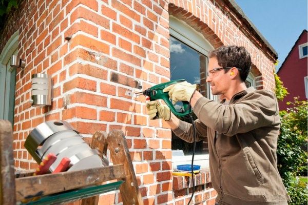 Перфоратор Bosch PBH 2100 RE + набор буров Promoline-SDS-PIus 06033A9303