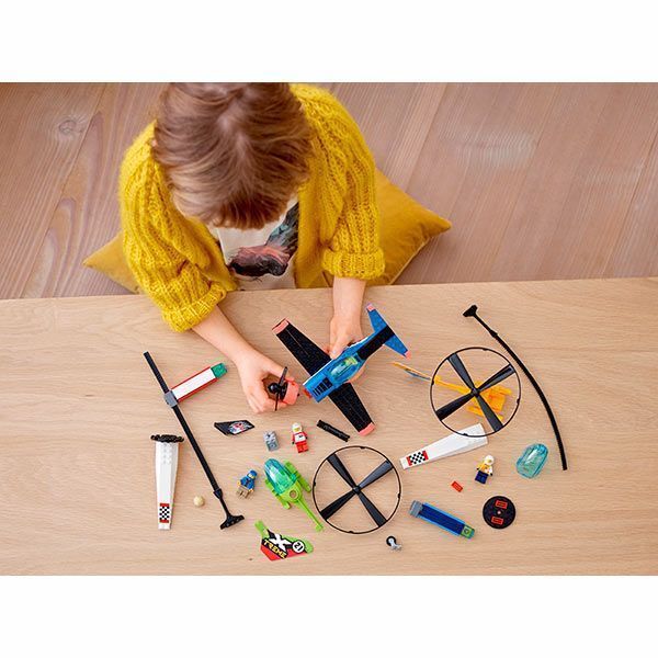 Конструктор LEGO City Воздушная гонка 60260