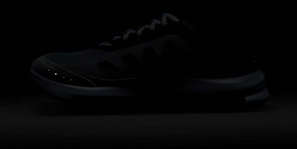 Кроссовки Nike AIR MAX AP CU4826-010 р.44 серый