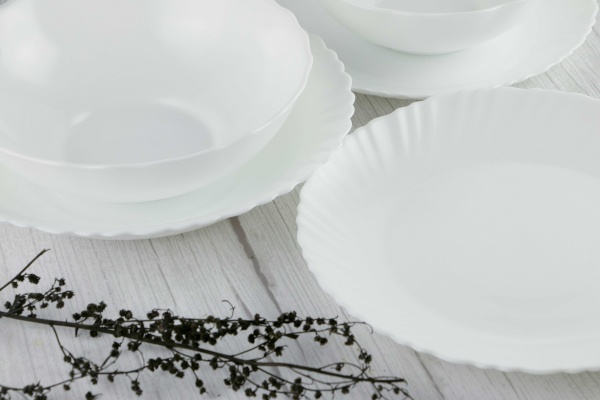 Тарелка десертная Blanco Wave 190 мм Vittora