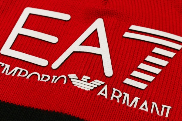 Шапка EA7 274981-2F301-31474 р.S красный