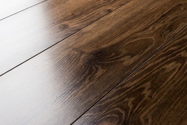 Ламинат Classen Adventure 4V 28592 дуб филадельфия 32/АС4 1286x160x8 мм 